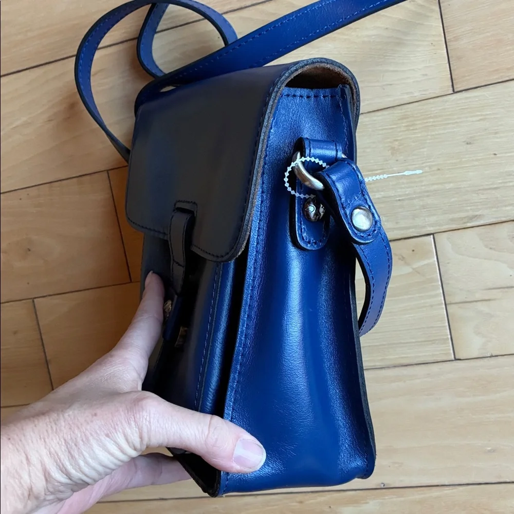 Patricia Nash lari in navy peony - Picture 2 of 16